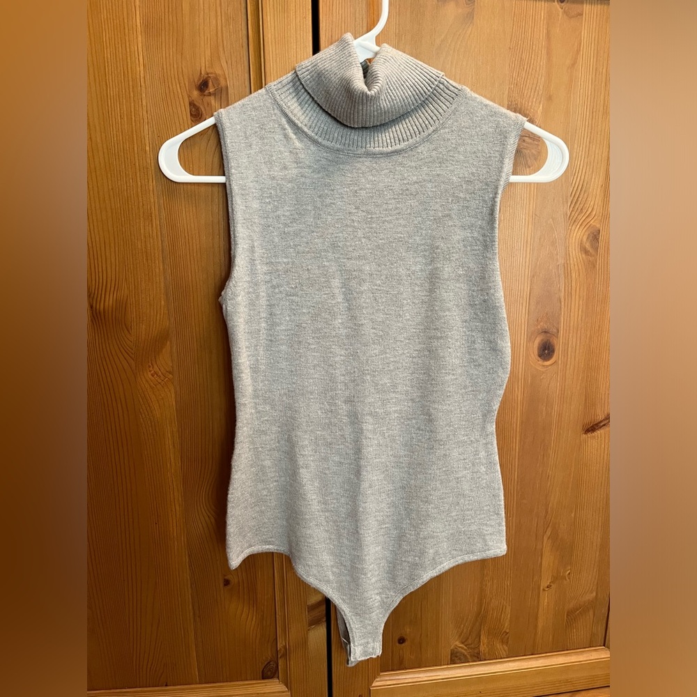 Lelis Collection grey turtleneck tank bodysuit size S
